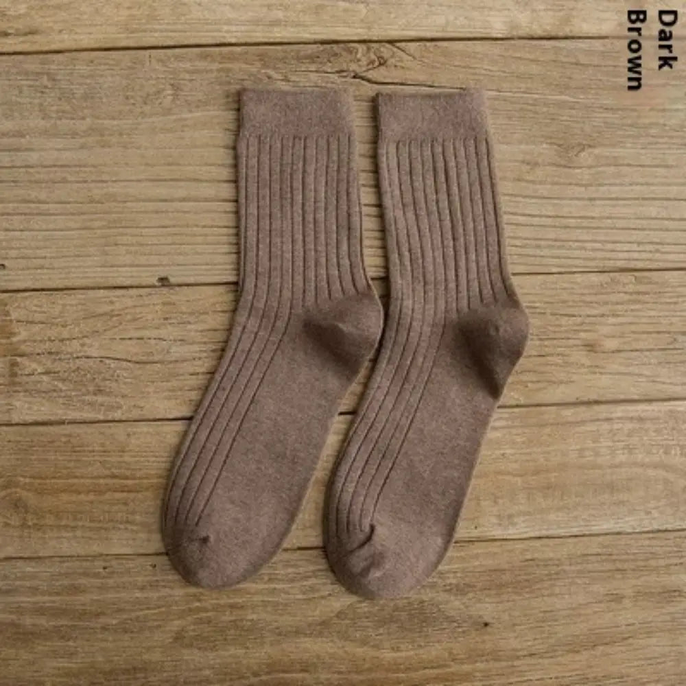 Mid-Calf Men's Thin Socks – Solid Colour | All-Season Comfort | Sweat-Absorbing Sportswear