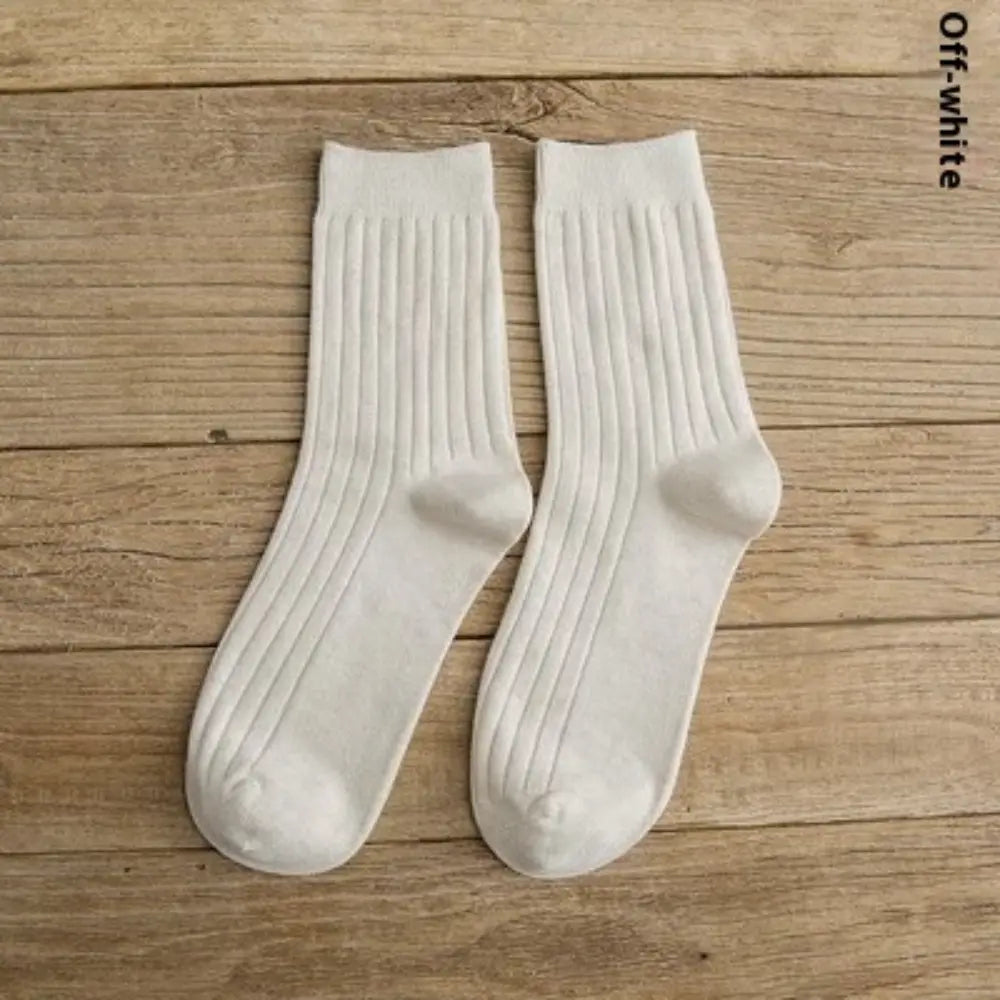 Mid-Calf Men's Thin Socks – Solid Colour | All-Season Comfort | Sweat-Absorbing Sportswear