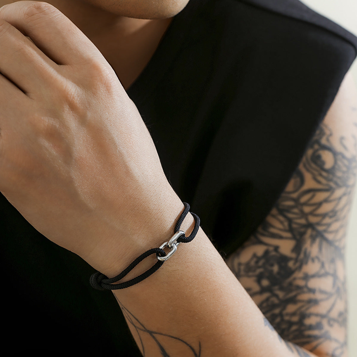 European and American hip-hop niche adjustable Milan rope bracelet men's fashion personality cross bracelet cross-border men's hand accessories Montrel Frames